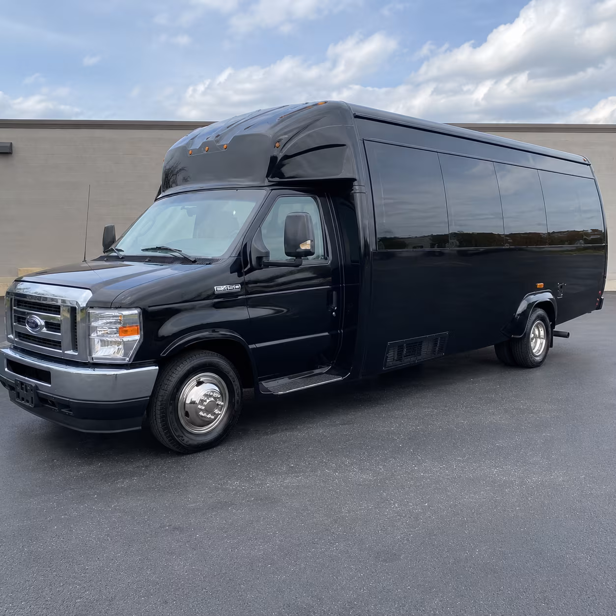 Toledo Winery Tour & Pub Crawl Transportation